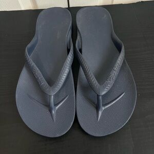 ARCHIES Arch Support Flip Flops Men's Size 11 Navy Blue